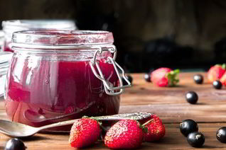 Варенье из клубники и смородины