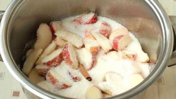 ШАГ 2. яблочное варенье дольками