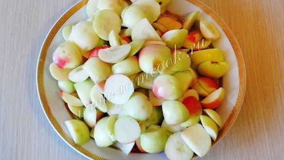 ШАГ 3. яблочное варенье с грецкими орехами