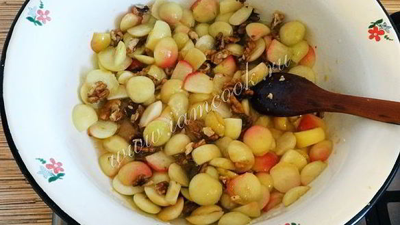 ШАГ 11. яблочное варенье с грецкими орехами