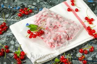 Заморозка красной смородины на зиму