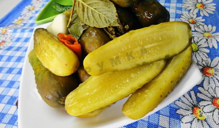 Рецепт засолка бочковых огурцов на зиму
