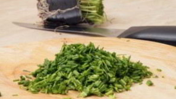 ШАГ 2. адыгейский сыр с зеленью