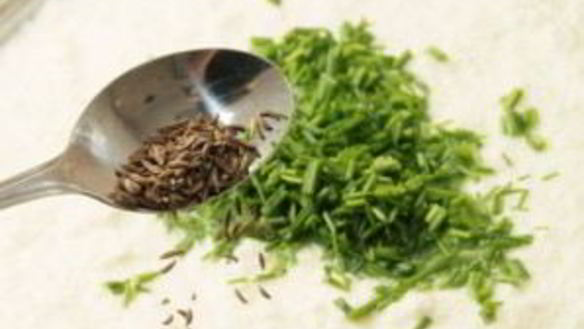 ШАГ 4. адыгейский сыр с зеленью