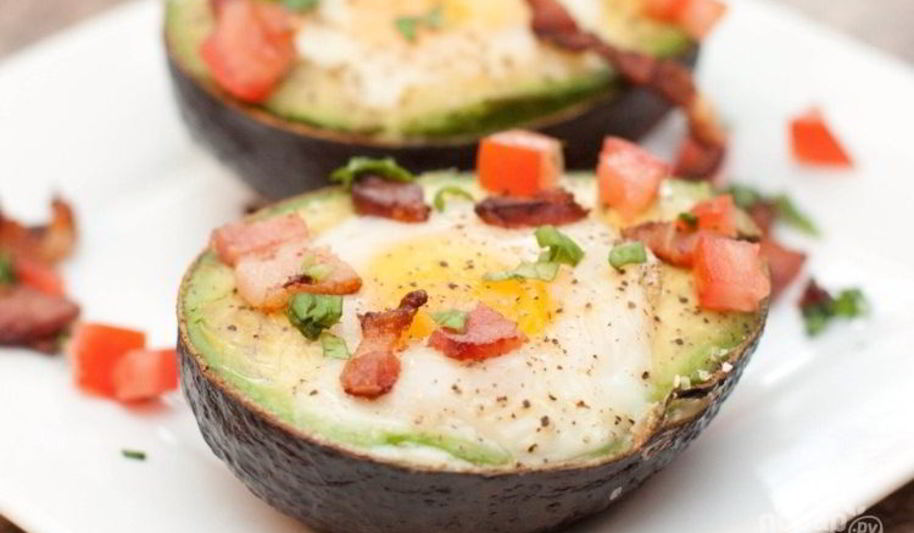 Рецепт авокадо с яйцом в духовке