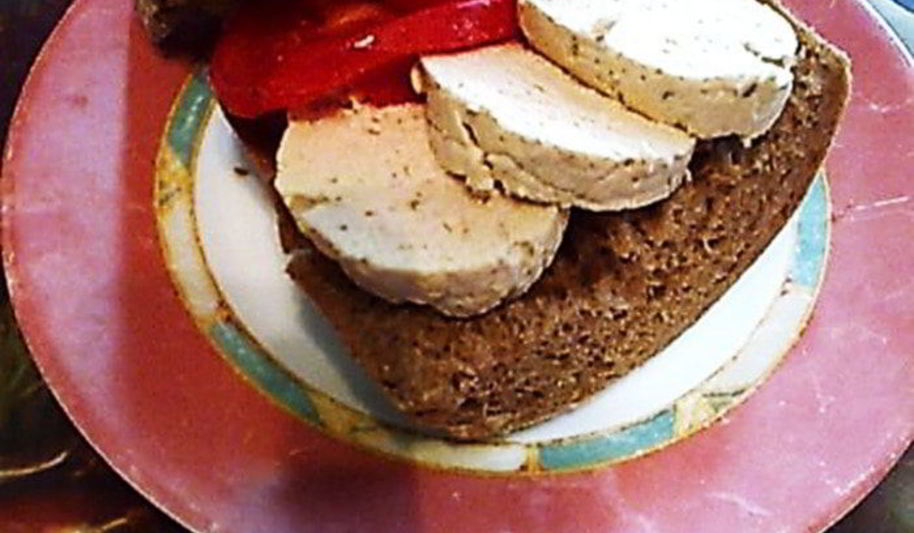 Рецепт бутерброд с индюшиной колбасой