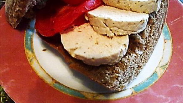 ШАГ 10. бутерброд с индюшиной колбасой