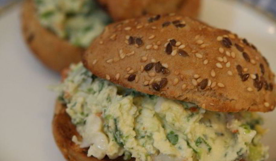 Рецепт бутерброд с раками и маскарпоне