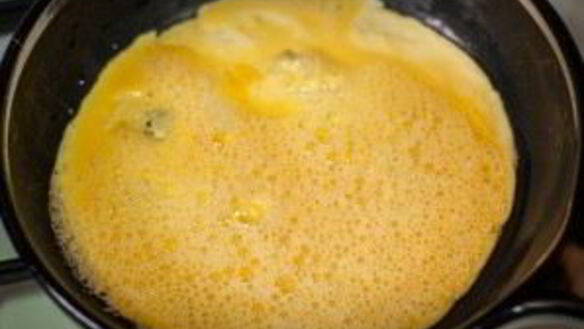 ШАГ 3. бутерброд с сосиской