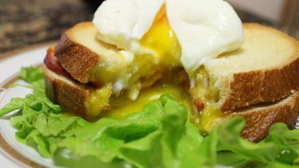 ШАГ 6. бутерброд с яйцом пашот