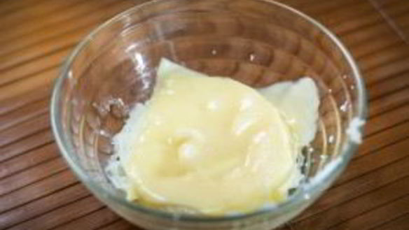 ШАГ 2. бутерброд с яйцом в микроволновке