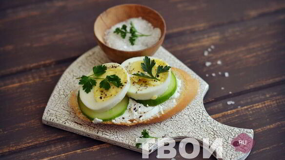 ШАГ 7. бутерброд с яйцом