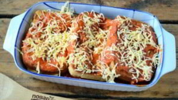 ШАГ 8. бутерброды под сырно-томатной подушкой