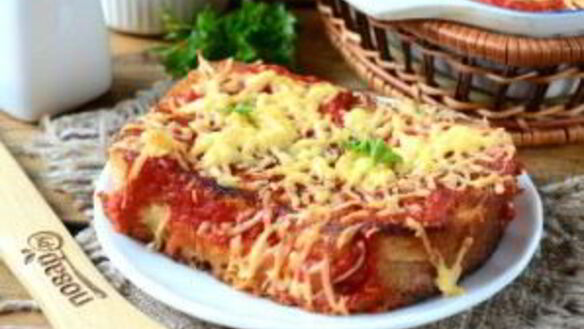 ШАГ 10. бутерброды под сырно-томатной подушкой