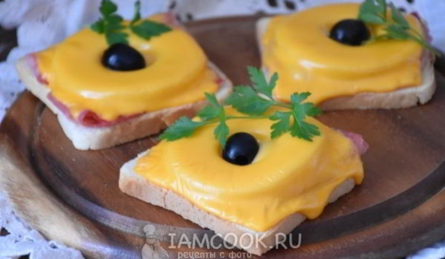 Рецепт бутерброды с ананасом, ветчиной и сыром