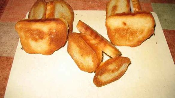 ШАГ 6. бутерброды с чесноком и рубленым яйцом