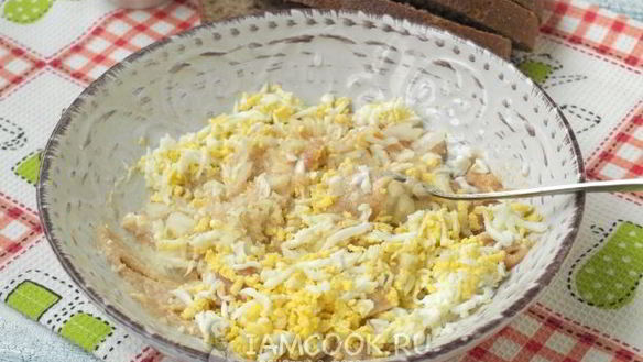 ШАГ 5. бутерброды с икрой сайды