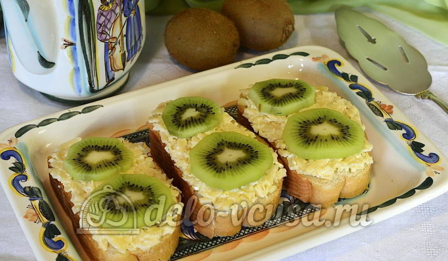 Рецепт бутерброды с киви и сыром