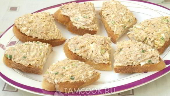 ШАГ 8. бутерброды с консервированным тунцом