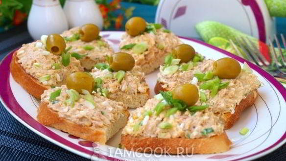 ШАГ 9. бутерброды с консервированным тунцом