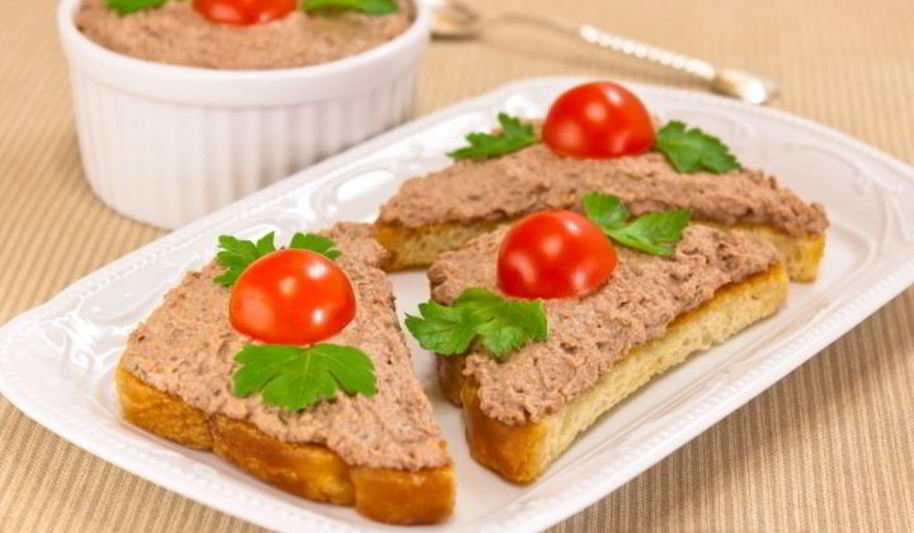 Рецепт бутерброды с паштетом из куриной печени