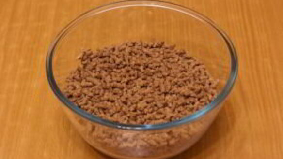 ШАГ 4. бутерброды с паштетом из куриной печени