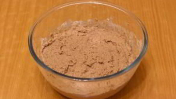 ШАГ 5. бутерброды с паштетом из куриной печени