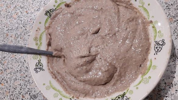 ШАГ 2. бутерброды с паштетом из шпрот