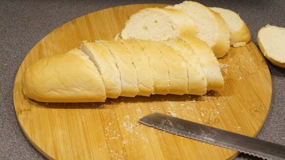 ШАГ 3. бутерброды с сельдью и орехами