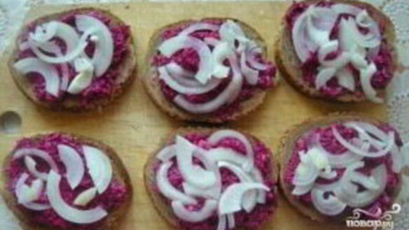 ШАГ 4. бутерброды с селедкой