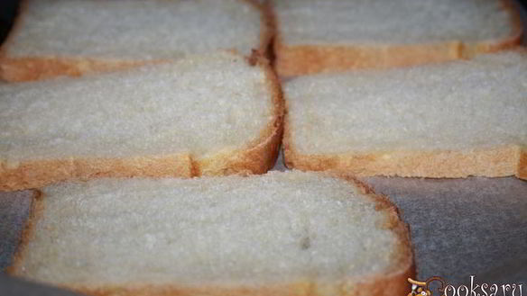 ШАГ 2. бутерброды с жареным беконом