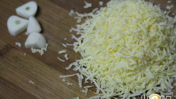 ШАГ 3. бутерброды со шпротами и авокадо