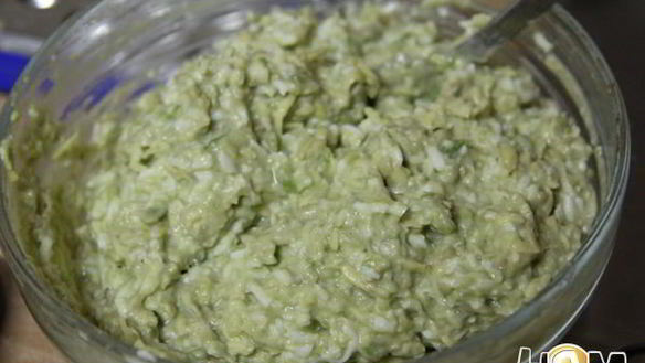 ШАГ 4. бутерброды со шпротами и авокадо