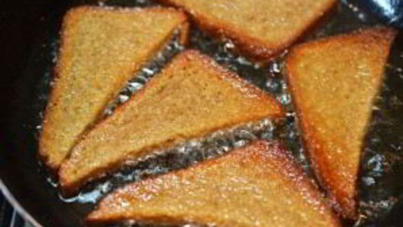 ШАГ 2. бутерброды со шпротами и копченой семгой