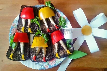 Бутерброды со шпротами праздничные