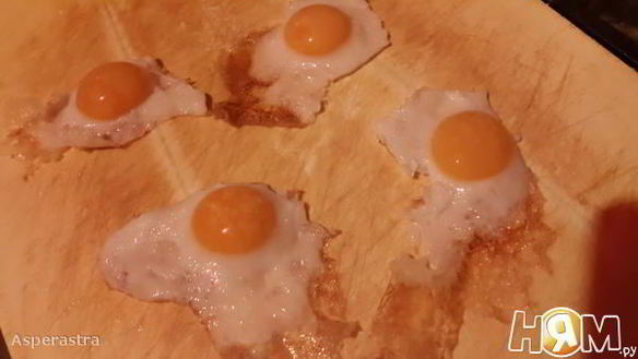 ШАГ 4. горячие бутерброды капрезе