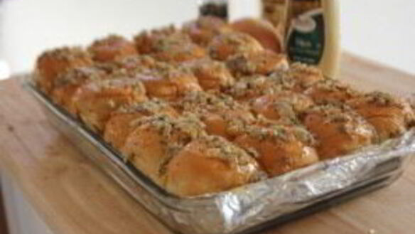 ШАГ 6. горячие бутерброды на праздничный стол