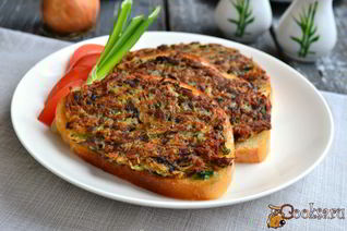 Горячие бутерброды с картофелем и грибами