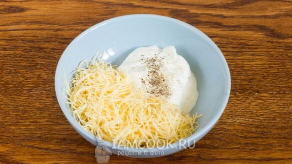 ШАГ 7. горячие бутерброды с крапивой и сыром