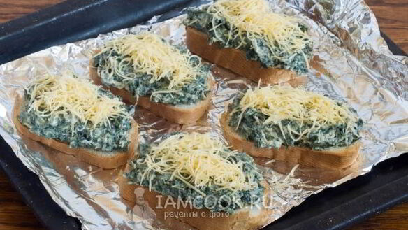 ШАГ 11. горячие бутерброды с крапивой и сыром