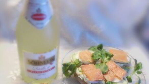 ШАГ 8. новогодние бутерброды с семгой