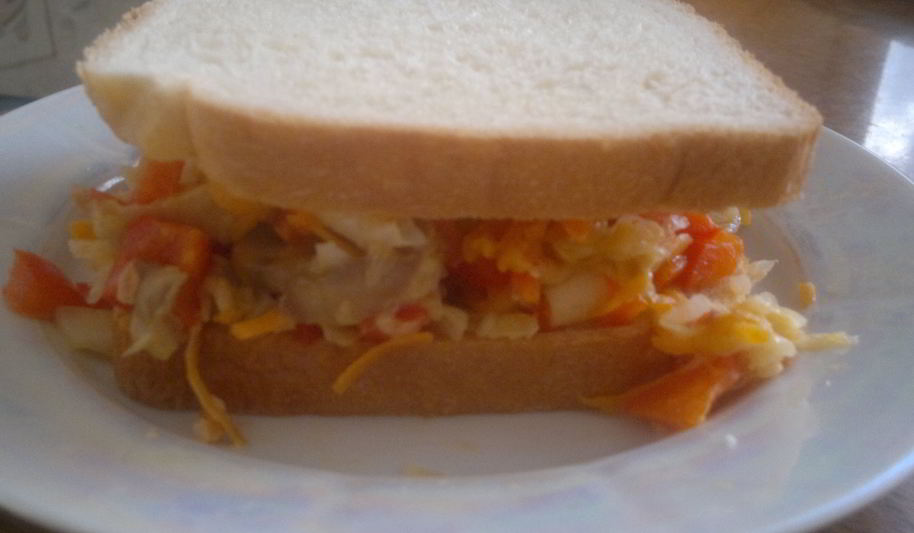 Рецепт вегетарианский бутерброд с овощами и грибами