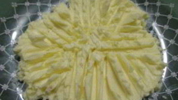 ШАГ 3. закрытые бутерброды с сыром и колбасой