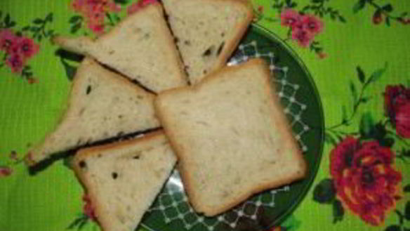 ШАГ 6. закрытые бутерброды с сыром и колбасой