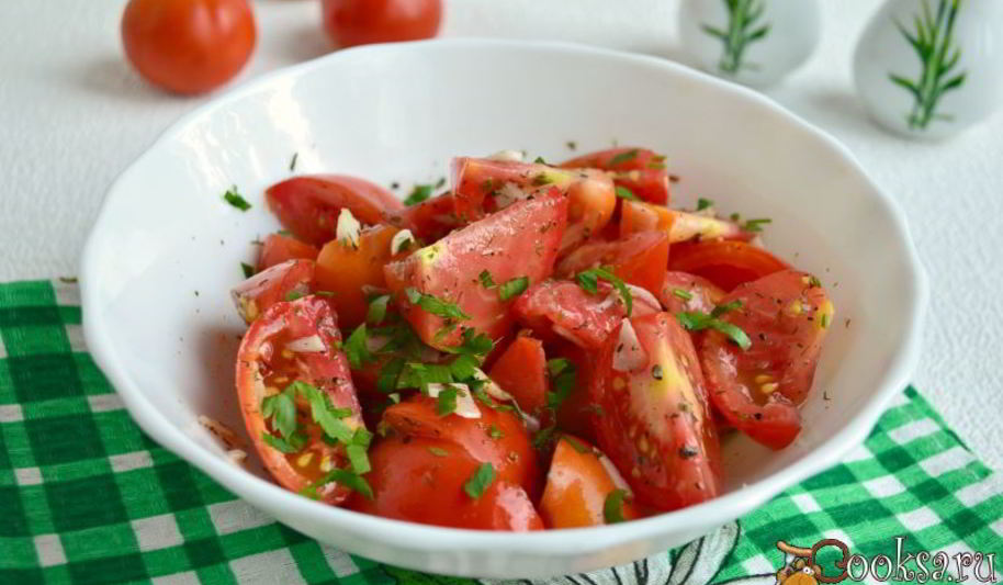Рецепт быстрые маринованные помидоры с чесноком
