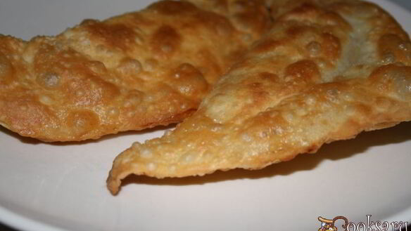 ШАГ 9. чебуреки с мясом