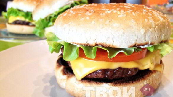 ШАГ 7. чизбургер