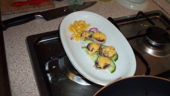 ШАГ 2. грибная закуска с морской начинкой