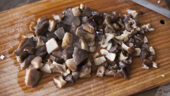 ШАГ 3. грибная икра