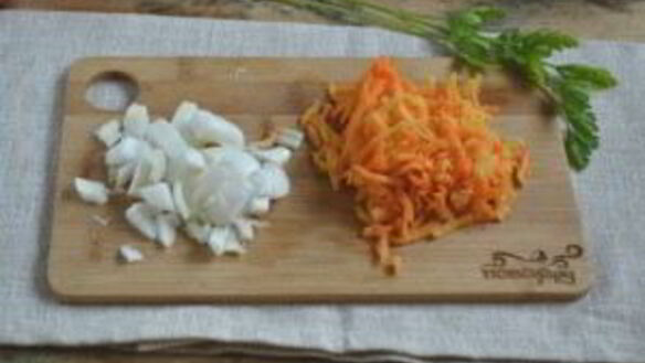 ШАГ 2. икра кабачковая с перцем и помидорами